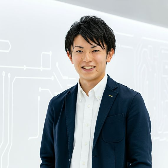 AIタレント広報担当者の作成